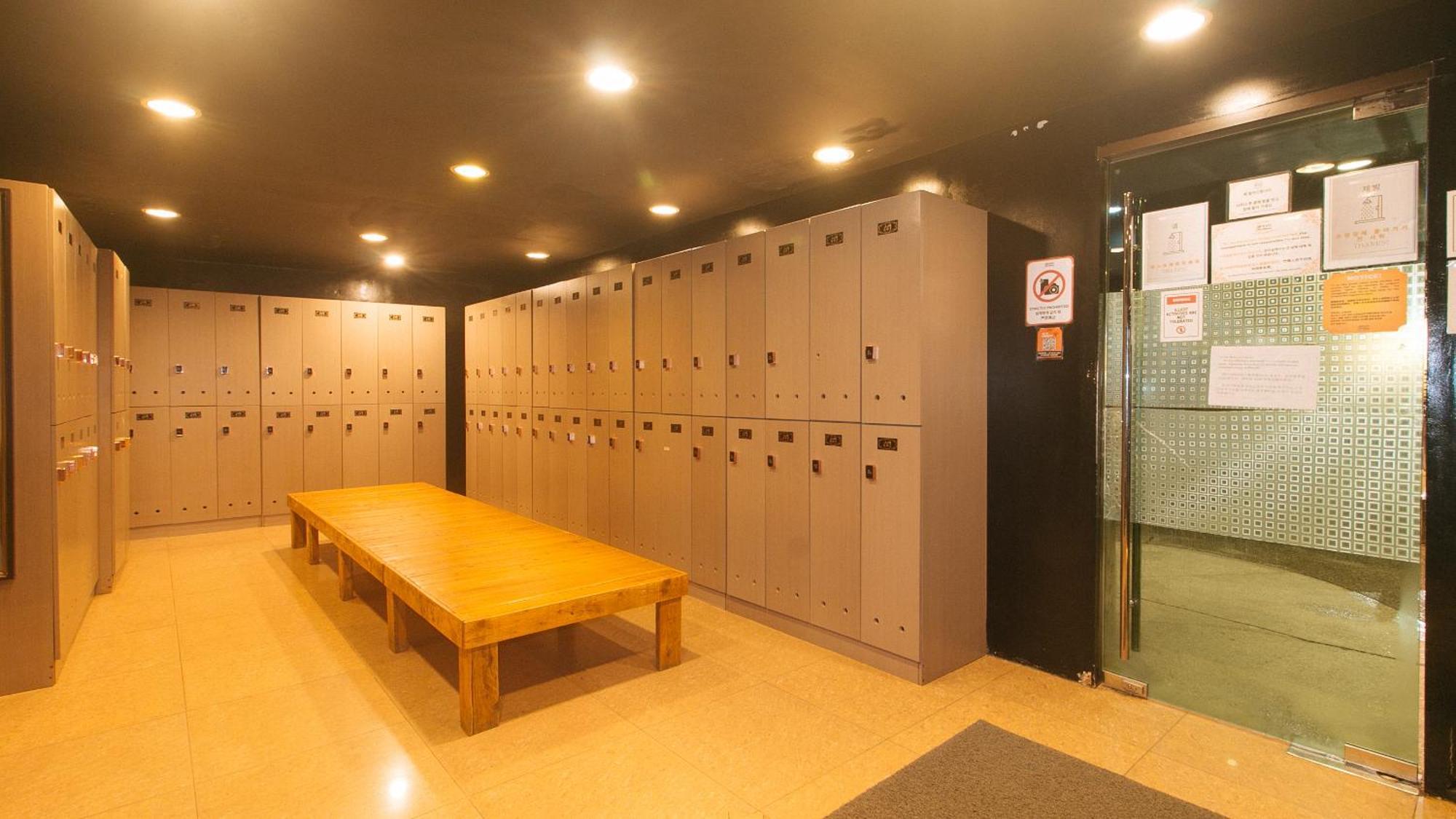Reddoorz Premium At Jjimjbang Hotel Spa Manila Exterior photo