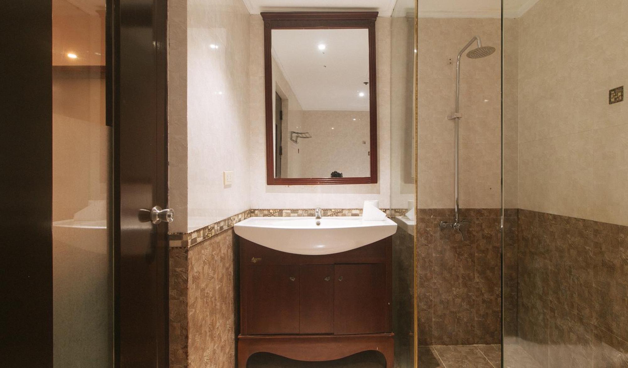 Reddoorz Premium At Jjimjbang Hotel Spa Manila Room photo