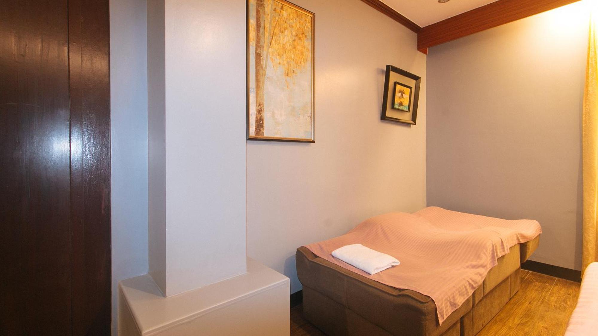 Reddoorz Premium At Jjimjbang Hotel Spa Manila Room photo